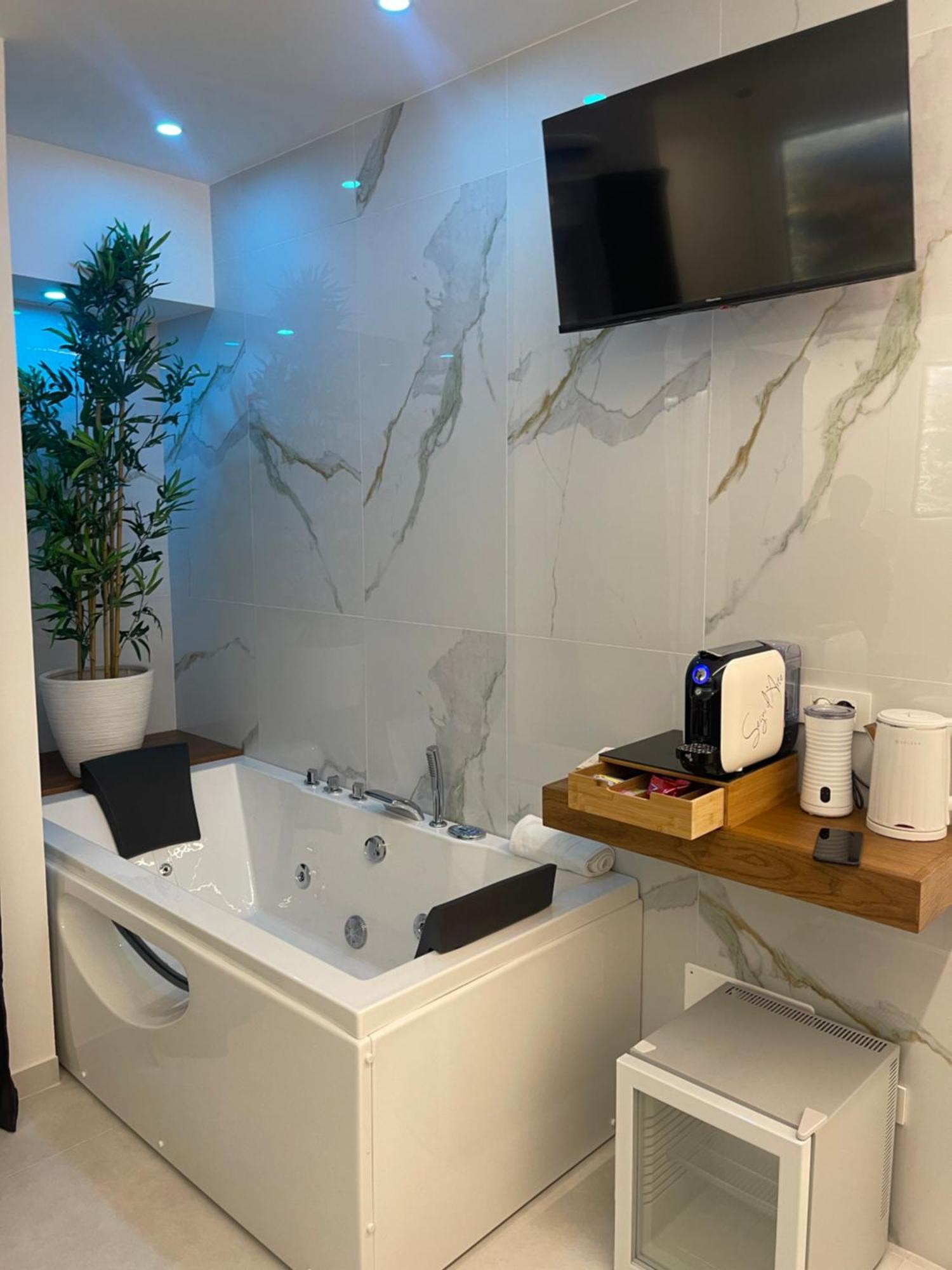 Maridda-Experience Rooms- Giardini-Naxos Zewnętrze zdjęcie